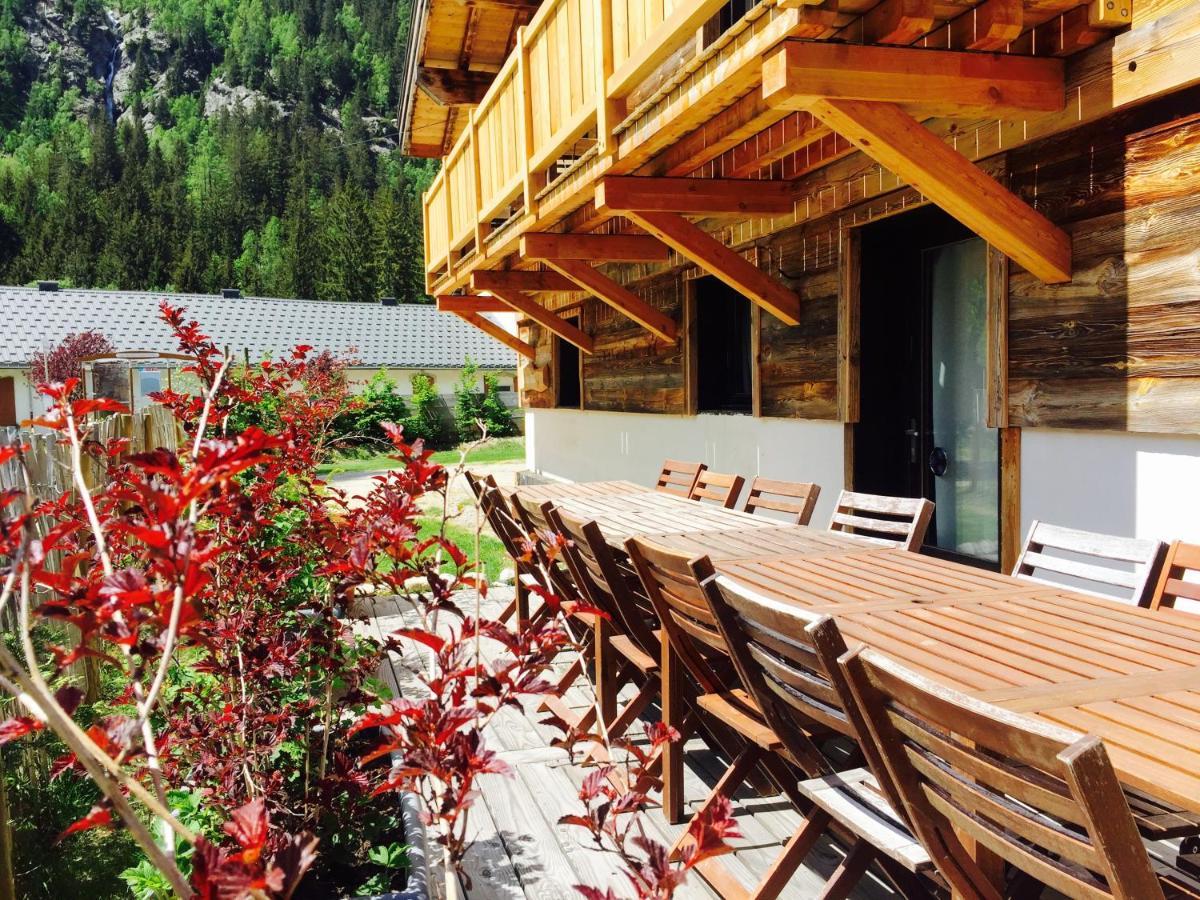 Chalet Le Petit Nicolas, Jacuzzi, Vue Mont Blanc Chamonix Exterior foto