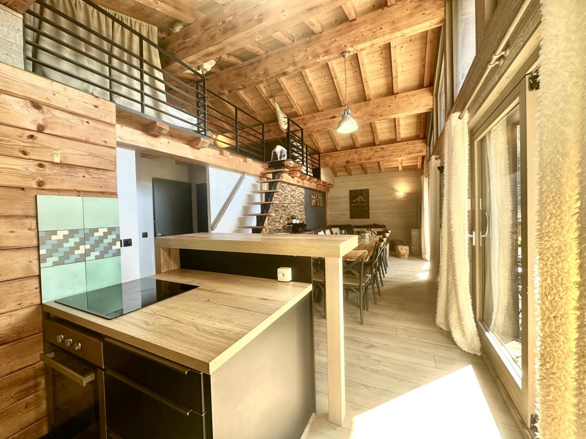 Chalet Le Petit Nicolas, Jacuzzi, Vue Mont Blanc Chamonix Exterior foto